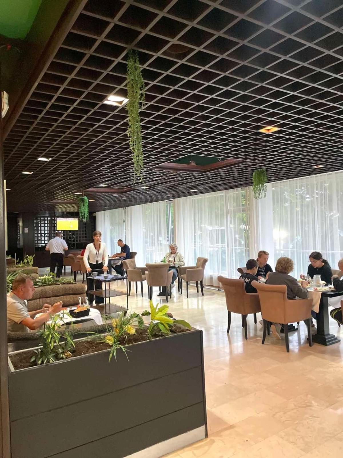 Corpus A - Hotel Albatros أولتْسي المظهر الخارجي الصورة